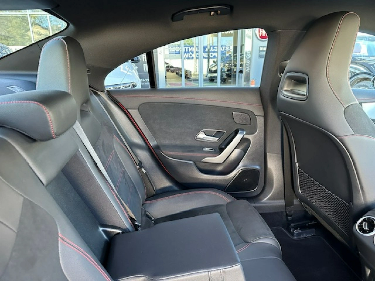 Mercedes CLA 200 - Zdjęcie 32
