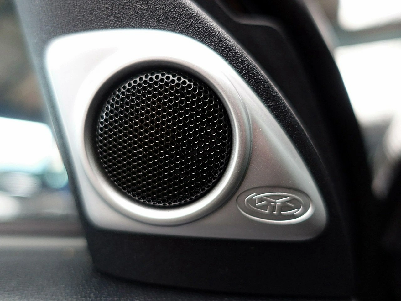 Mitsubishi Lancer - Zdjęcie 25