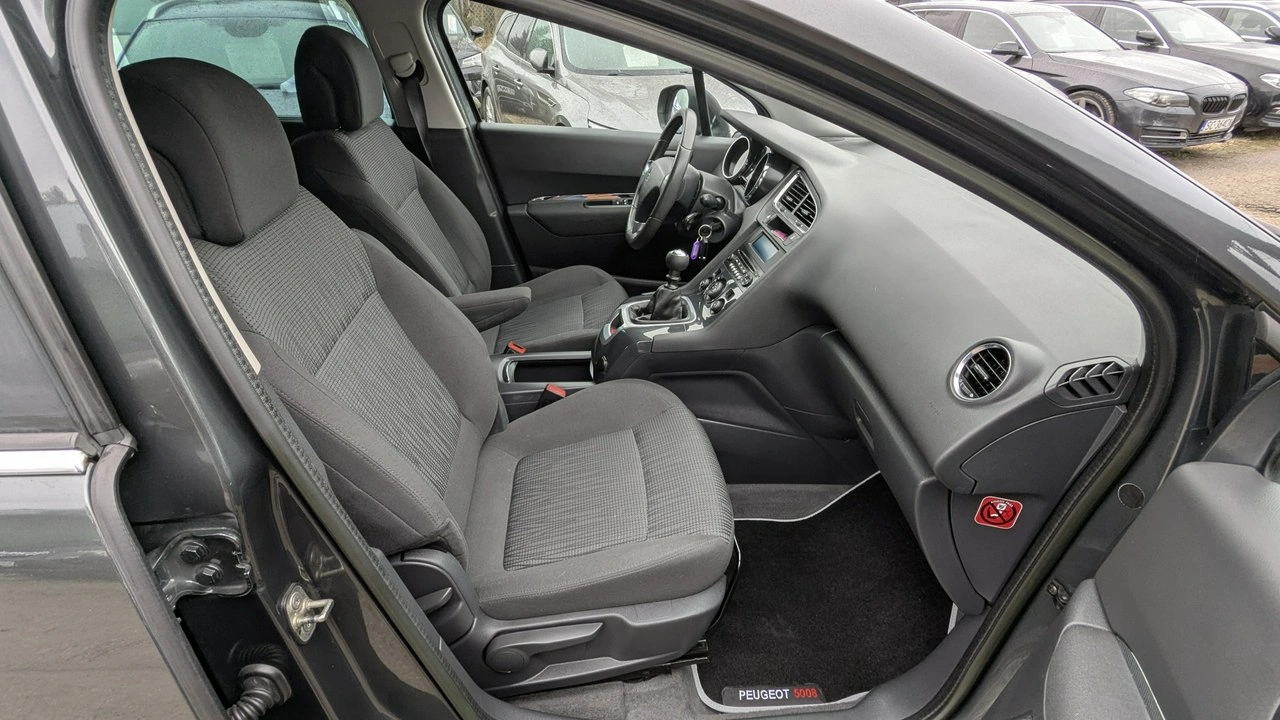 Peugeot 5008 - Zdjęcie 17
