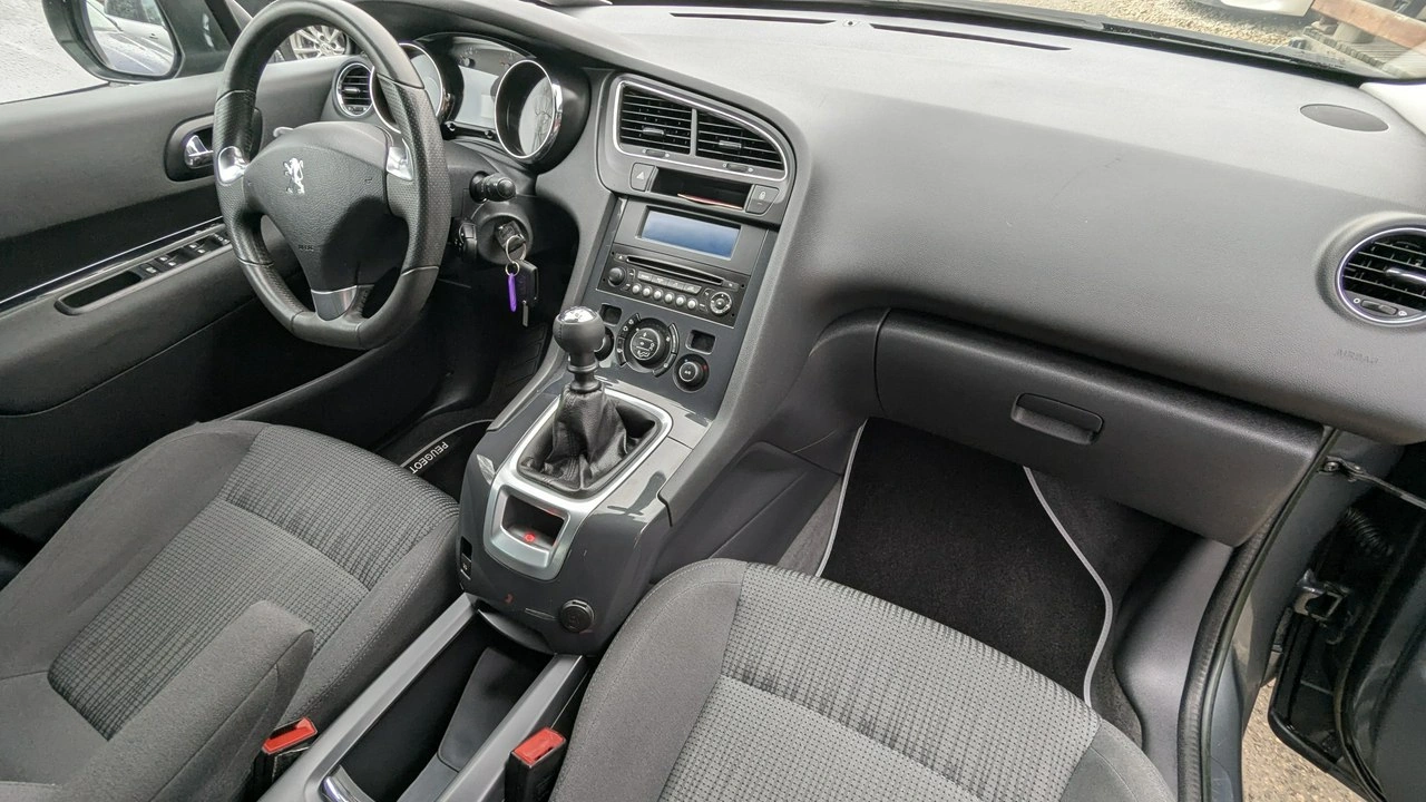 Peugeot 5008 - Zdjęcie 18