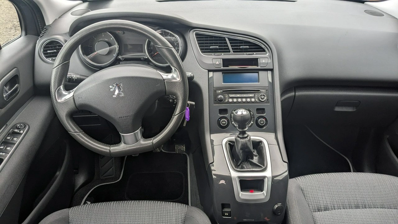 Peugeot 5008 - Zdjęcie 23
