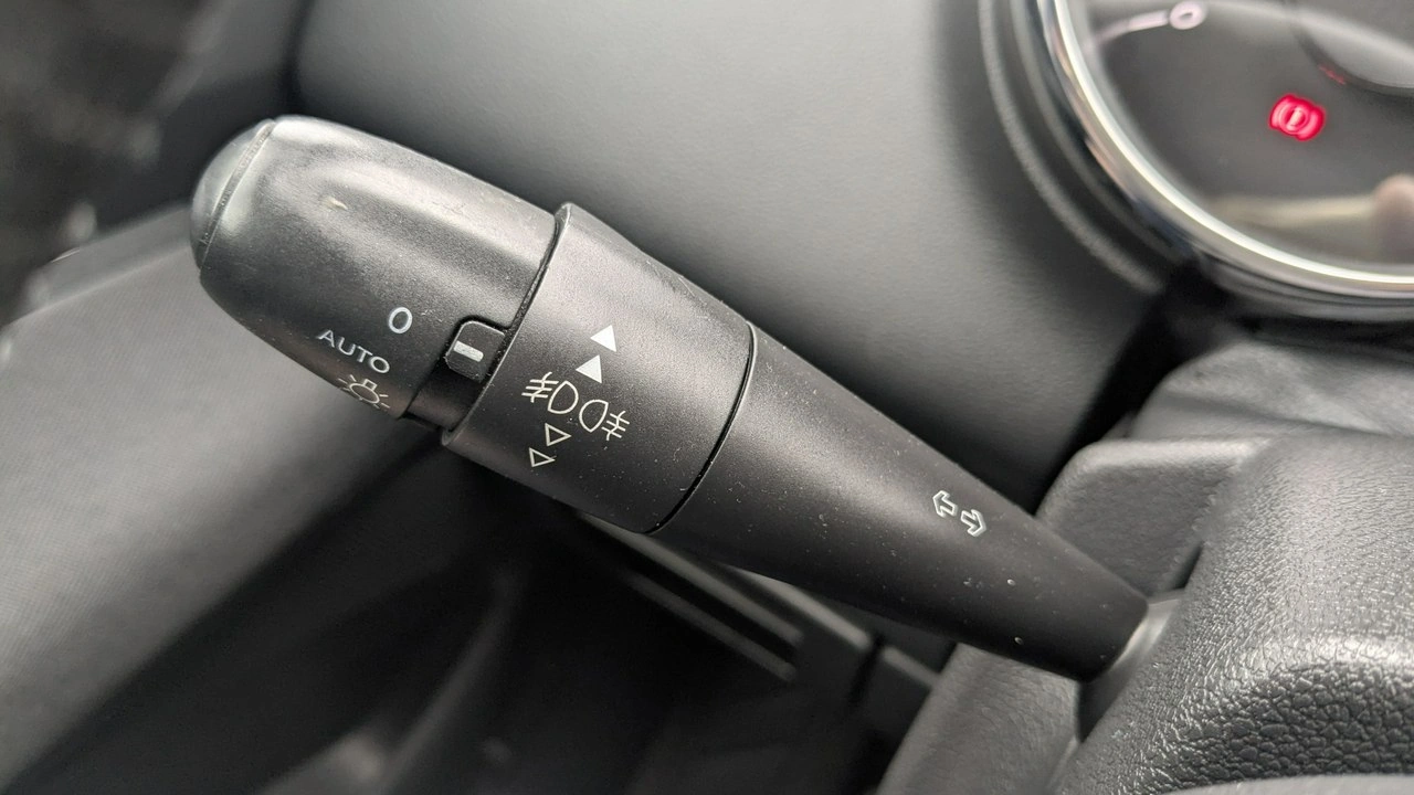 Peugeot 5008 - Zdjęcie 25