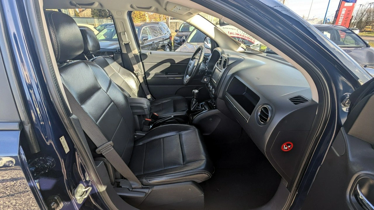 Jeep Compass - Zdjęcie 16