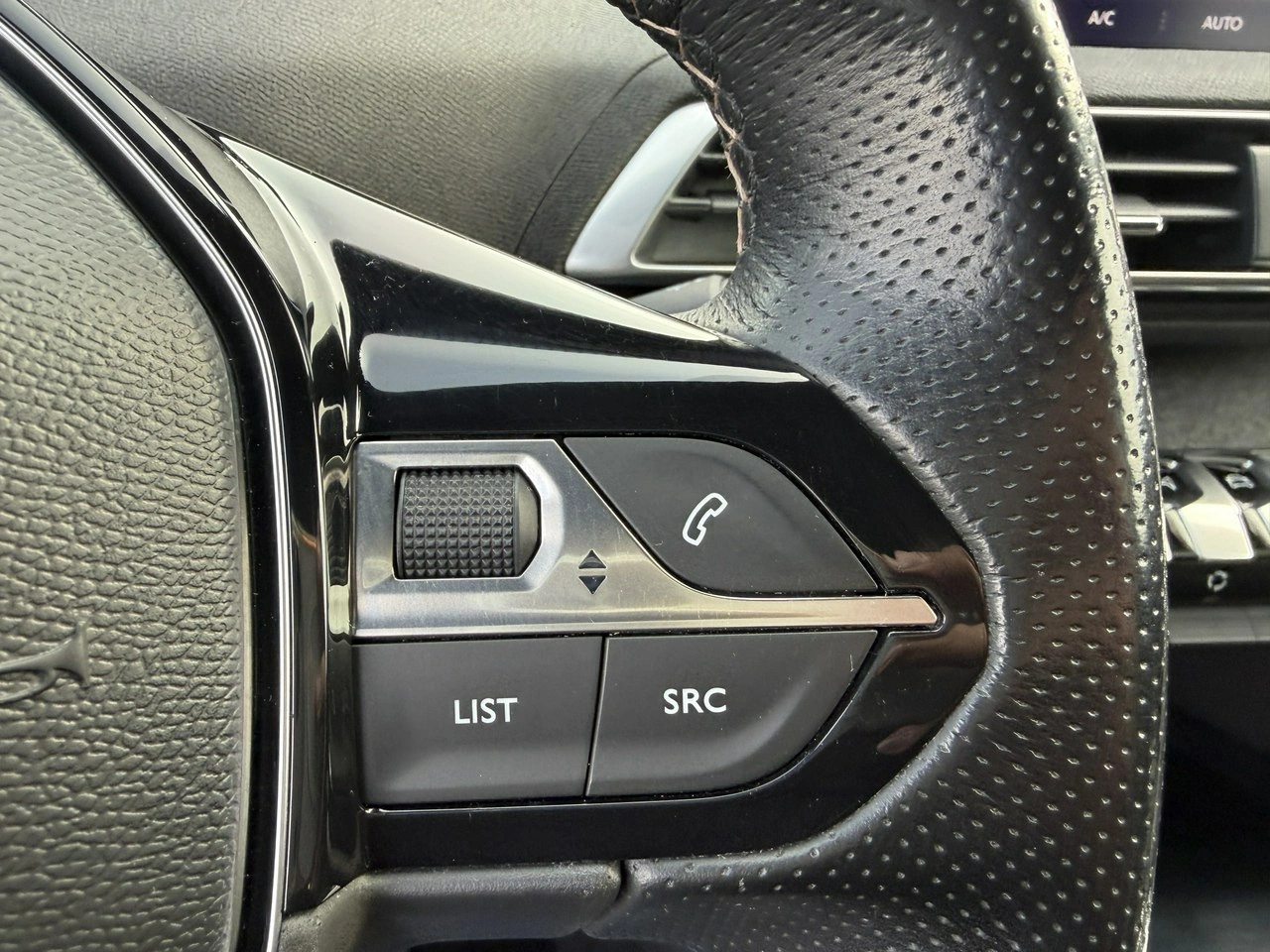 Peugeot 3008 - Zdjęcie 22