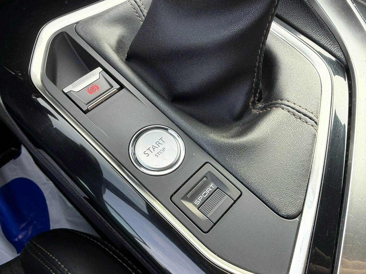 Peugeot 3008 - Zdjęcie 24