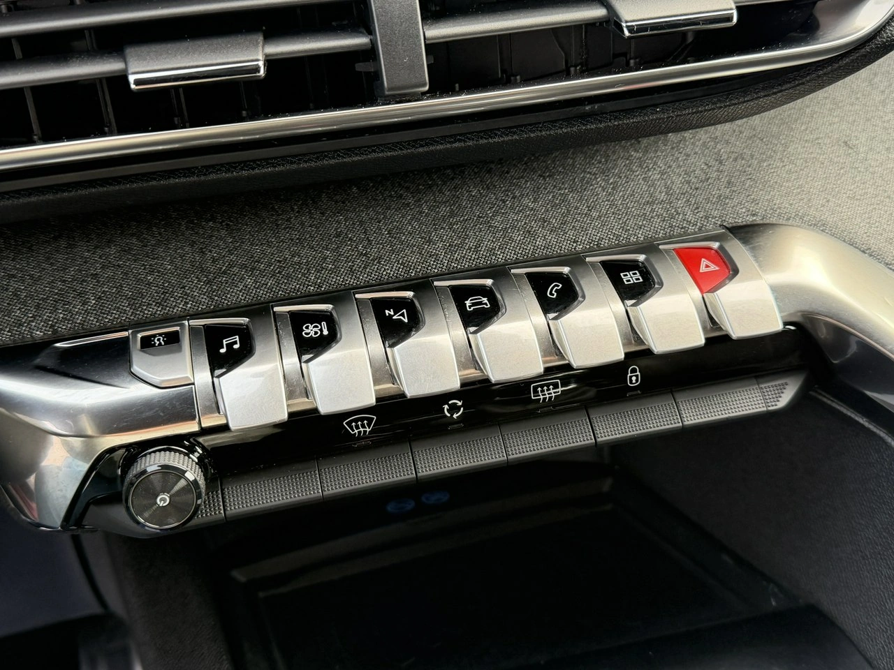 Peugeot 3008 - Zdjęcie 27