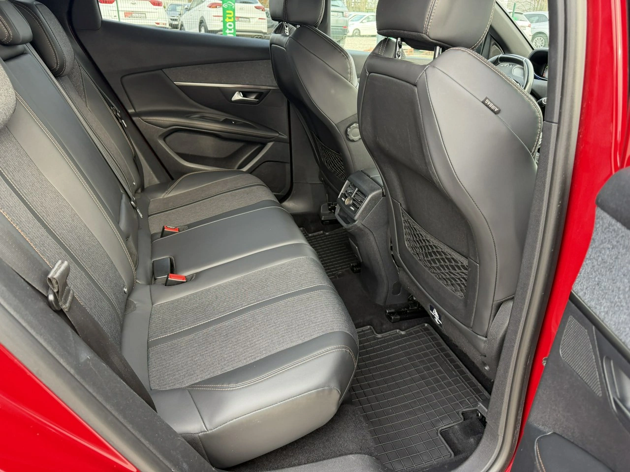 Peugeot 3008 - Zdjęcie 32