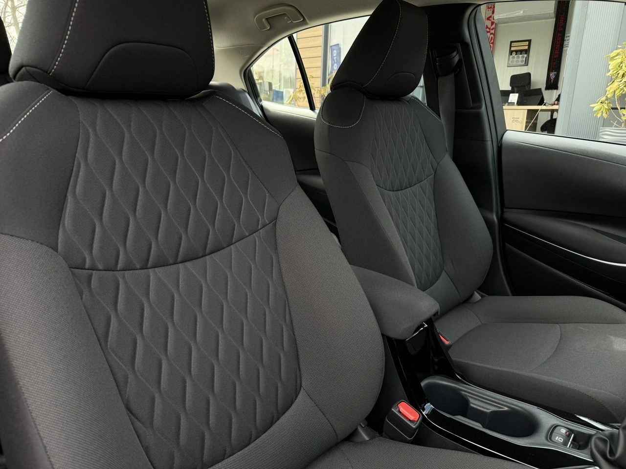 Toyota Corolla - Zdjęcie 10