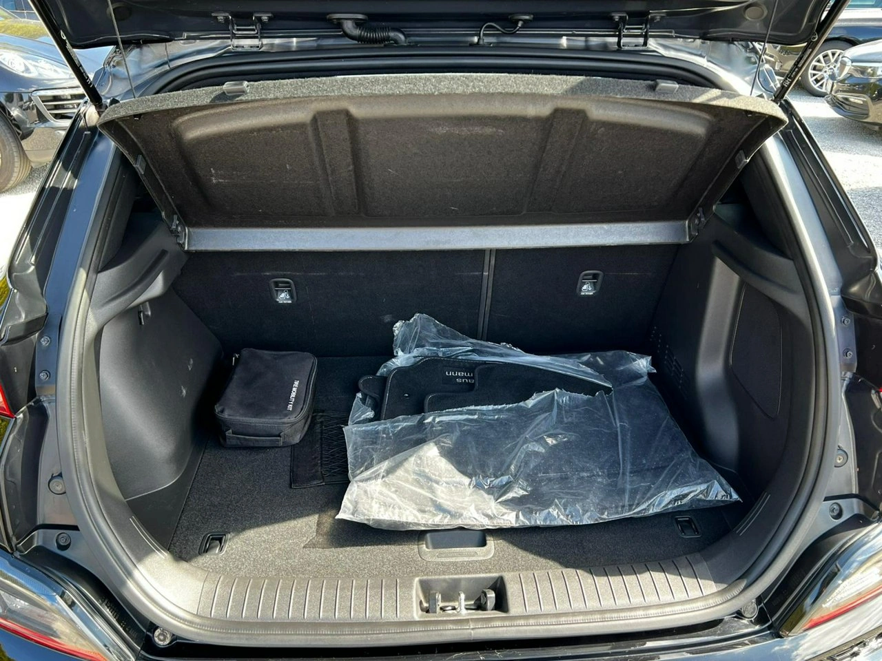 Hyundai Kona - Zdjęcie 13