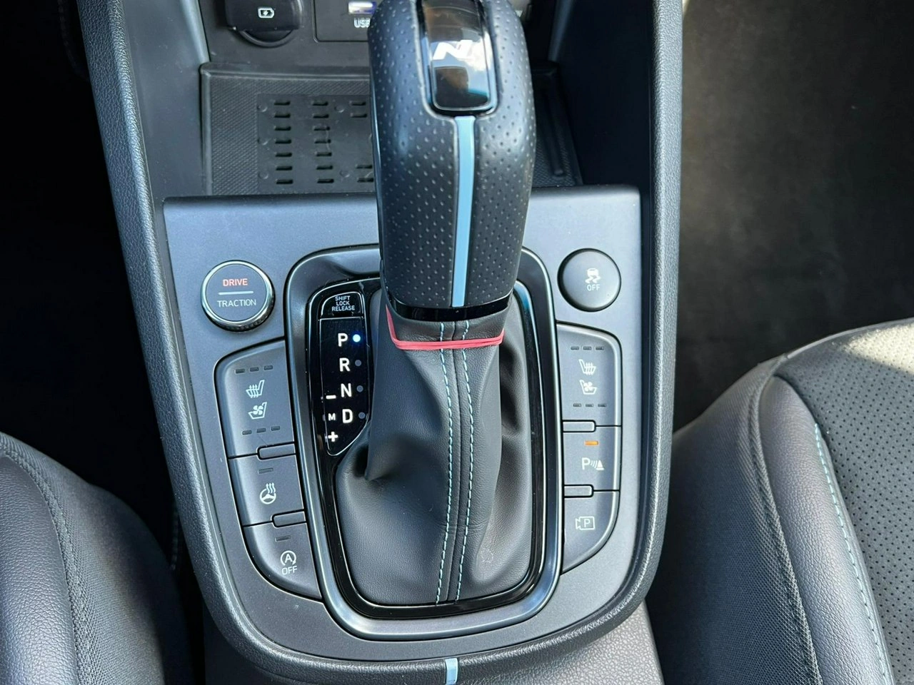 Hyundai Kona - Zdjęcie 19