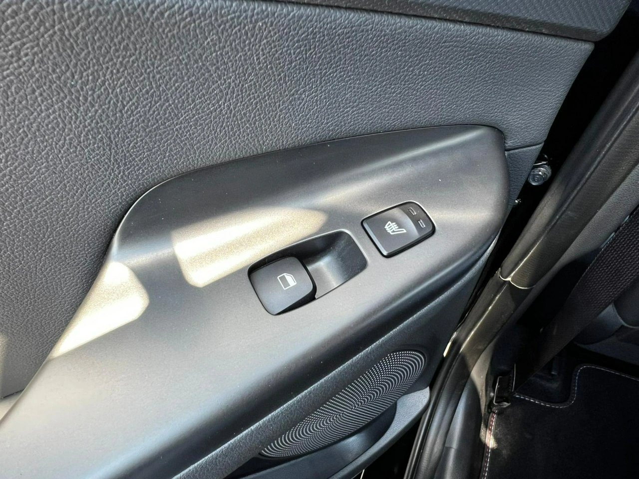 Hyundai Kona - Zdjęcie 22