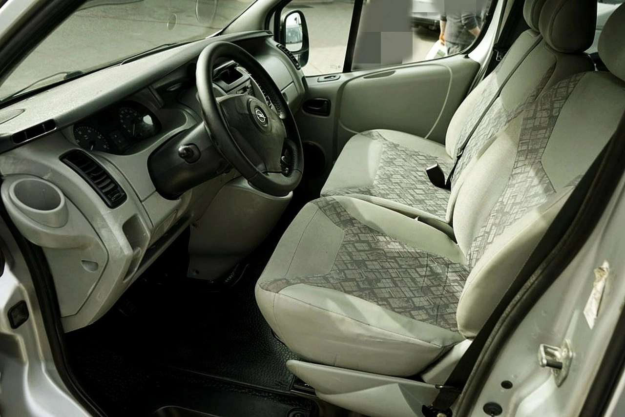 Opel Vivaro - Zdjęcie 12