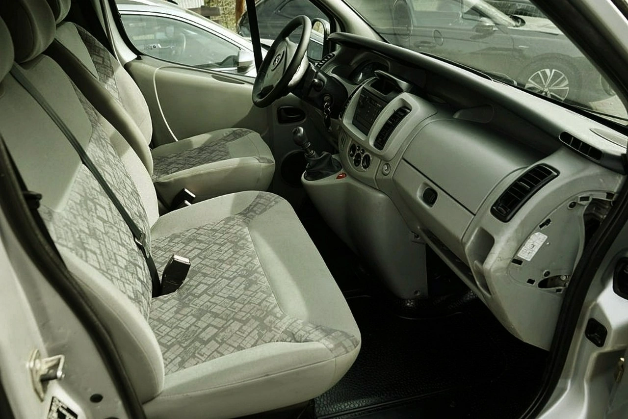 Opel Vivaro - Zdjęcie 13