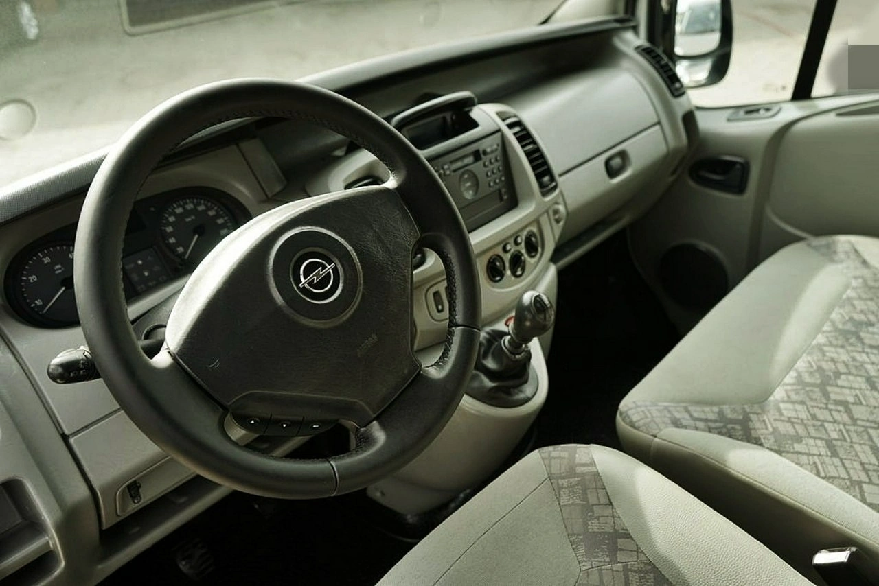 Opel Vivaro - Zdjęcie 17