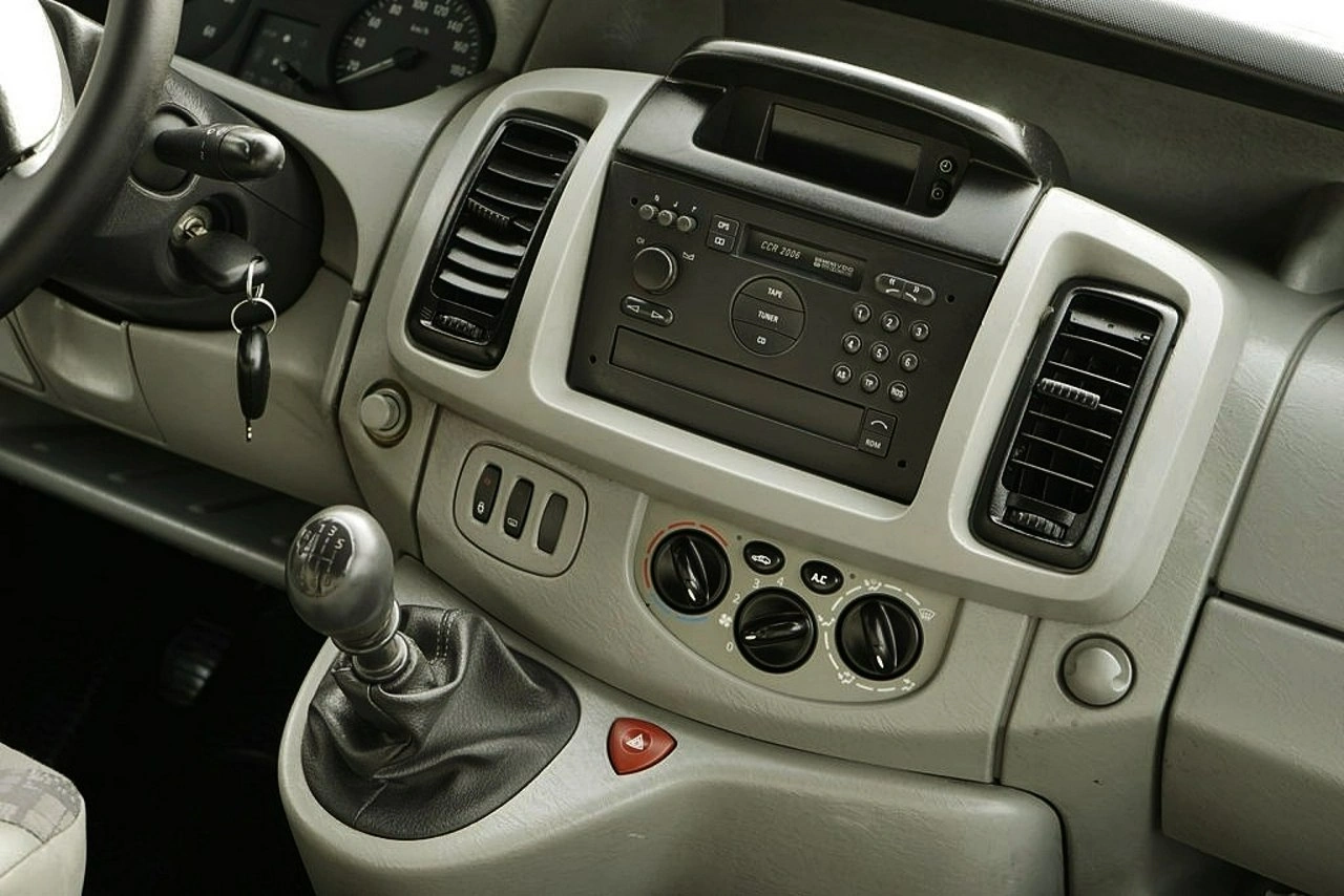 Opel Vivaro - Zdjęcie 20