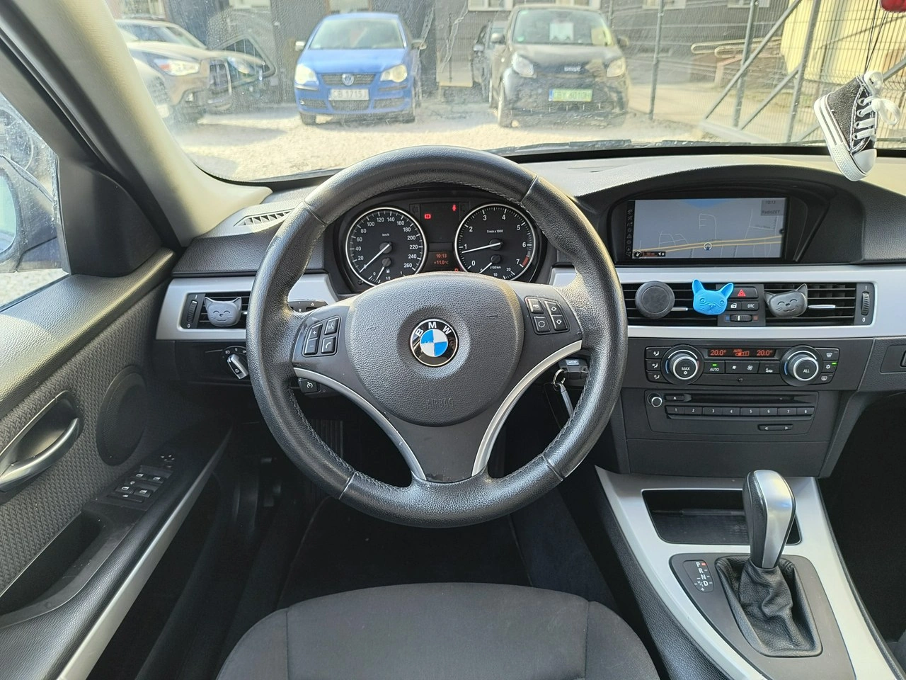 BMW 318 - Zdjęcie 11