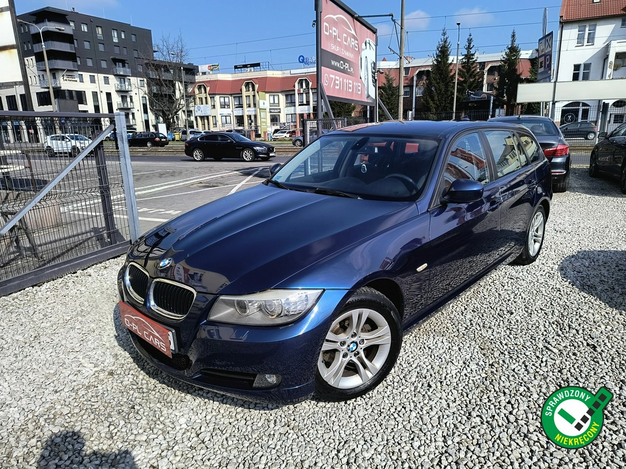 BMW 318 - Główne zdjęcie