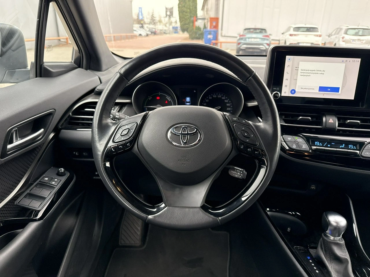 Toyota C-HR - Zdjęcie 24