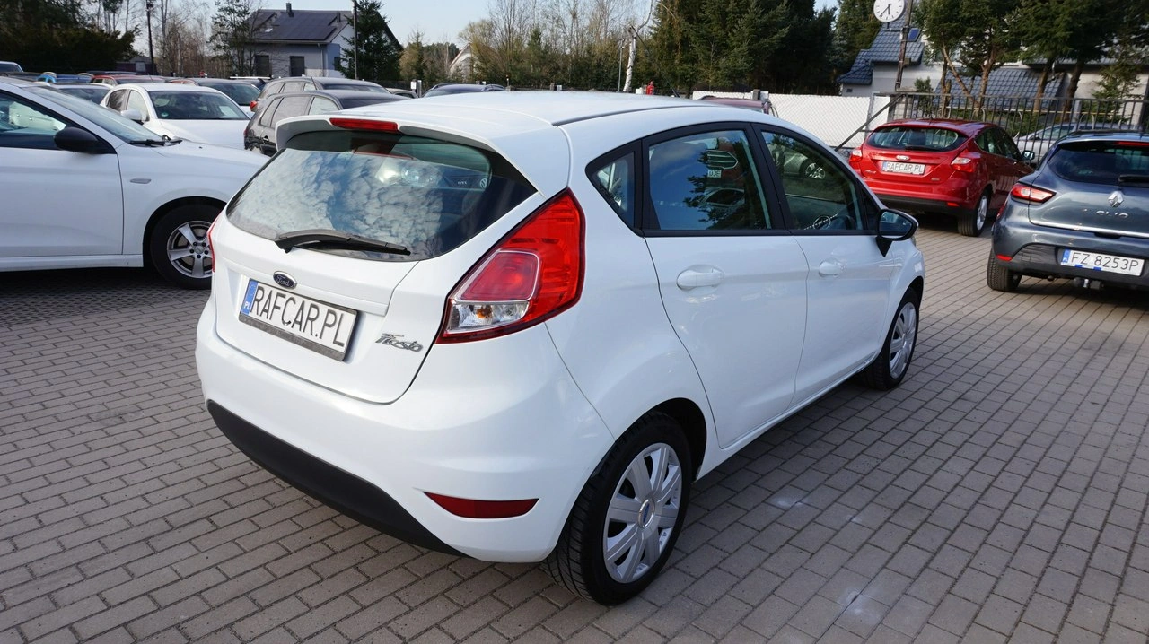 Ford Fiesta - Zdjęcie 4