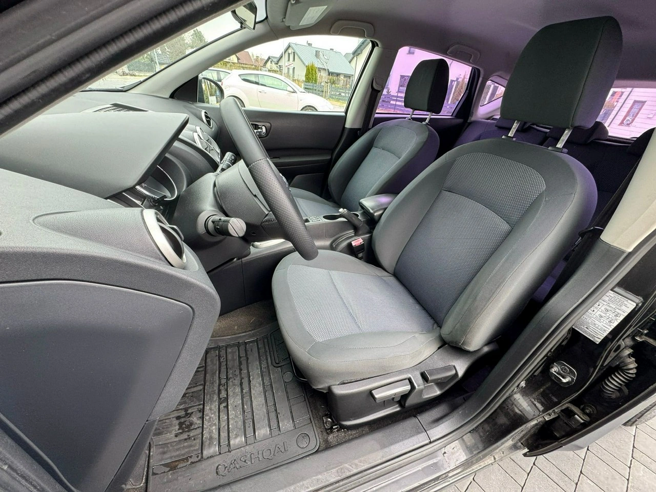 Nissan Qashqai - Zdjęcie 18