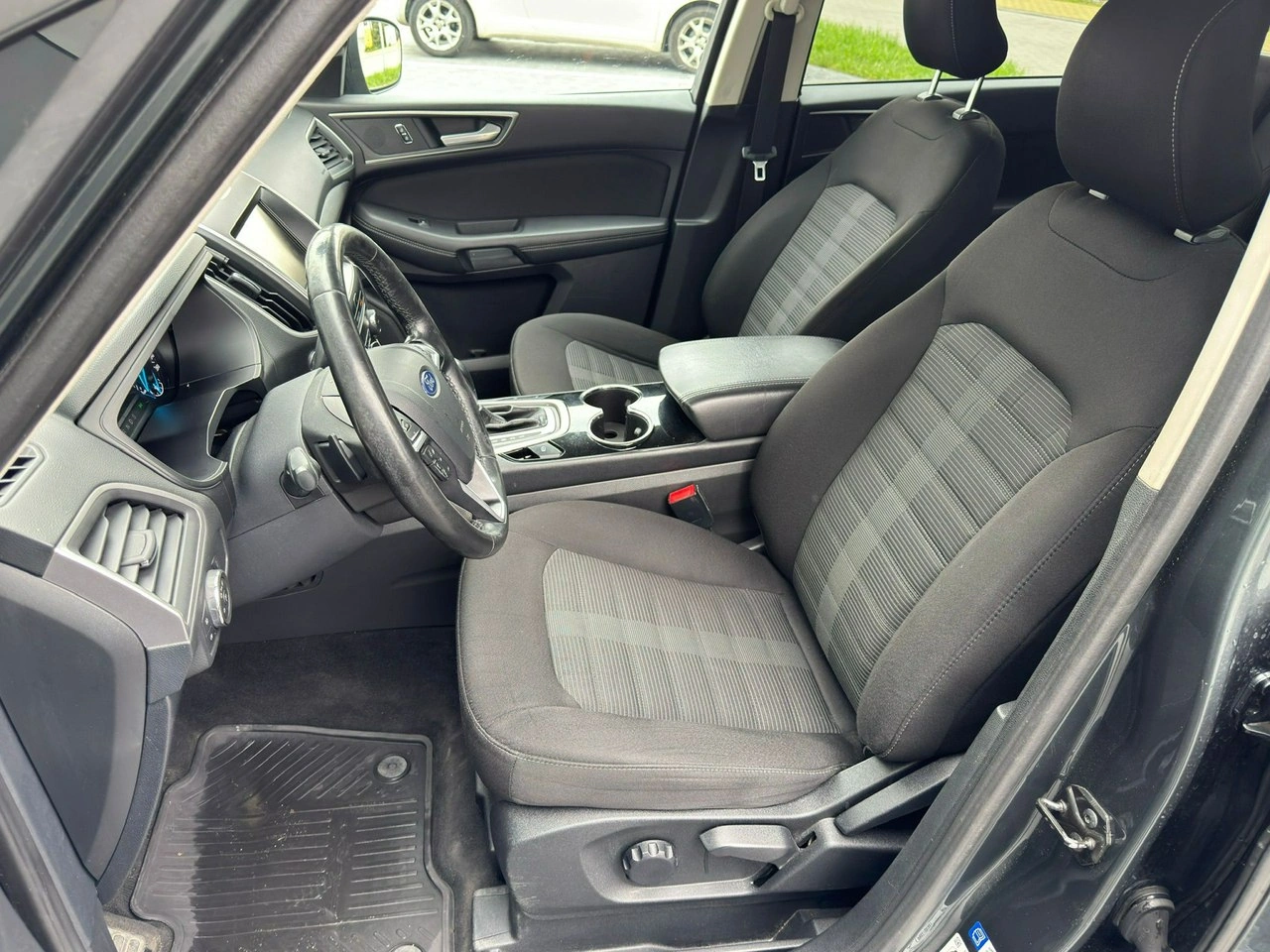 Ford Galaxy - Zdjęcie 17