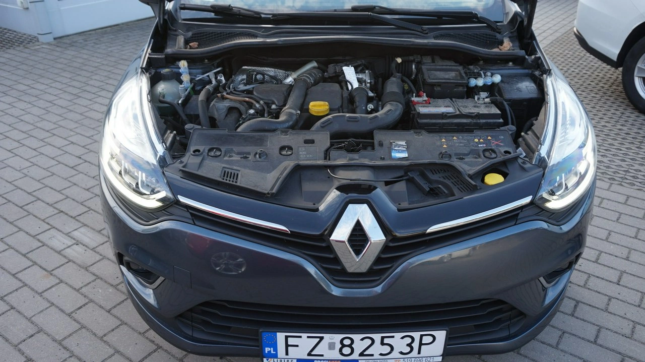 Renault Clio - Zdjęcie 13