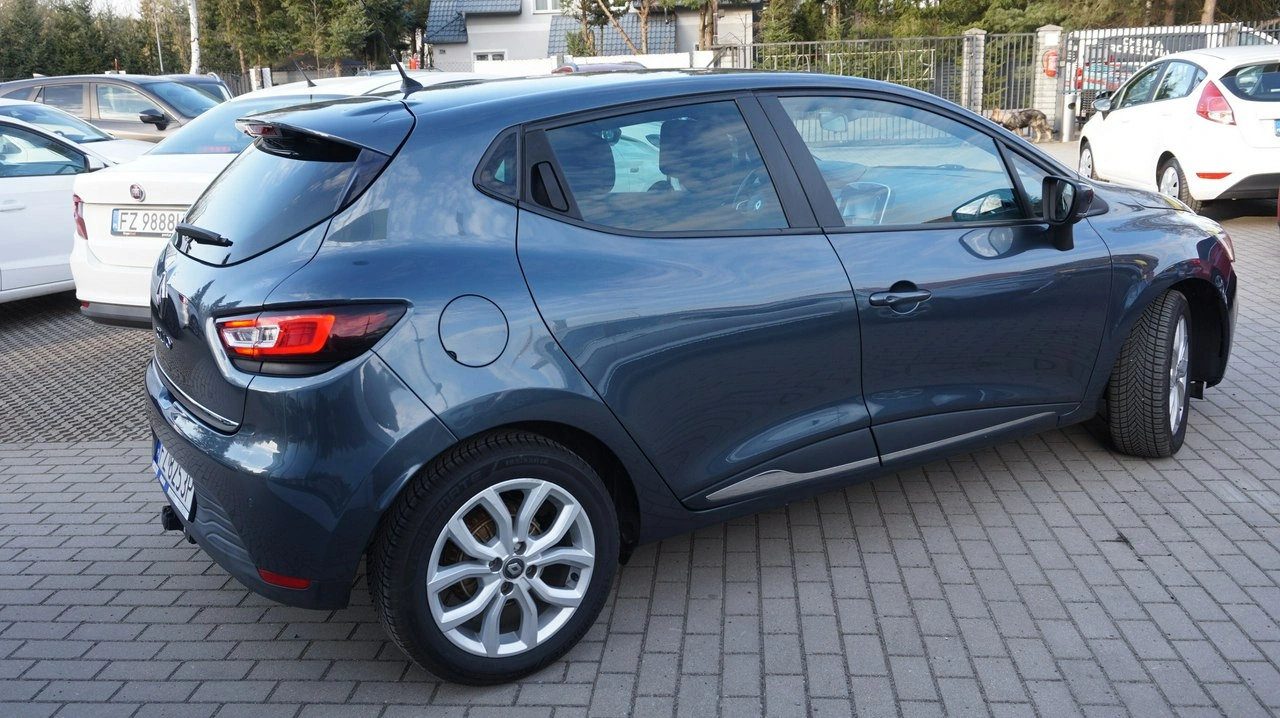 Renault Clio - Zdjęcie 4