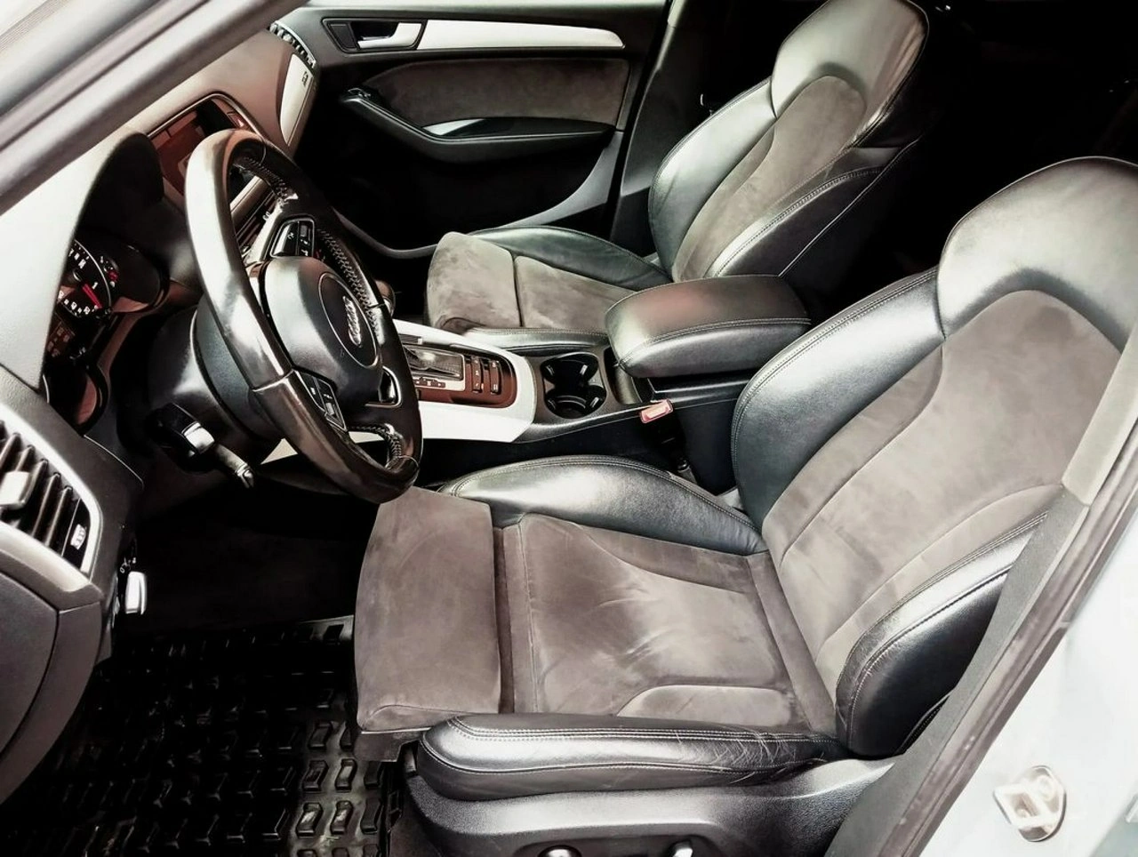 Audi Q5 - Zdjęcie 7