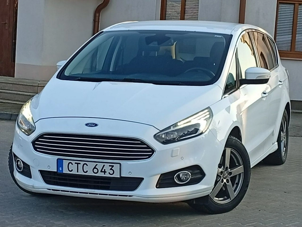 Ford S-Max - Zdjęcie 1