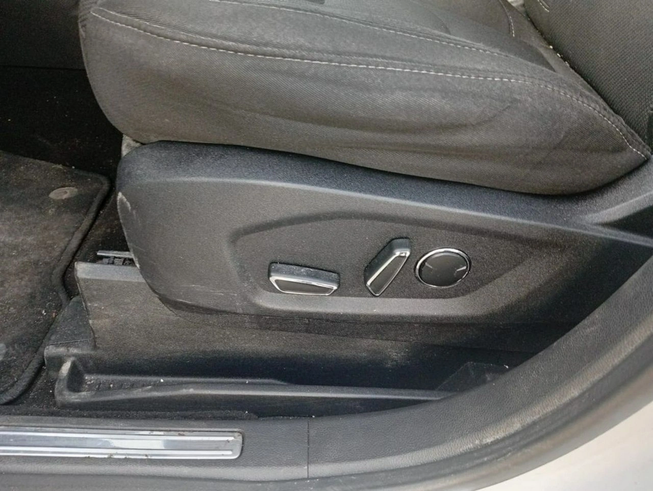 Ford S-Max - Zdjęcie 23