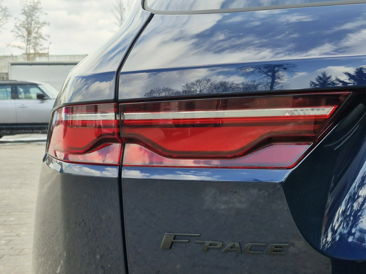 Jaguar F-Pace - Zdjęcie 12