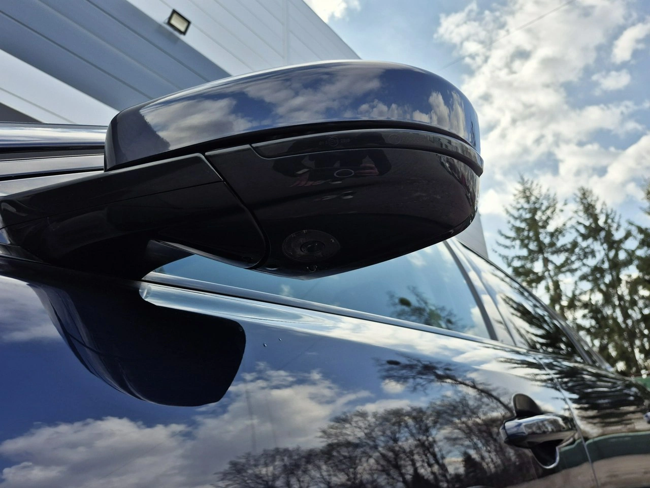 Jaguar F-Pace - Zdjęcie 13