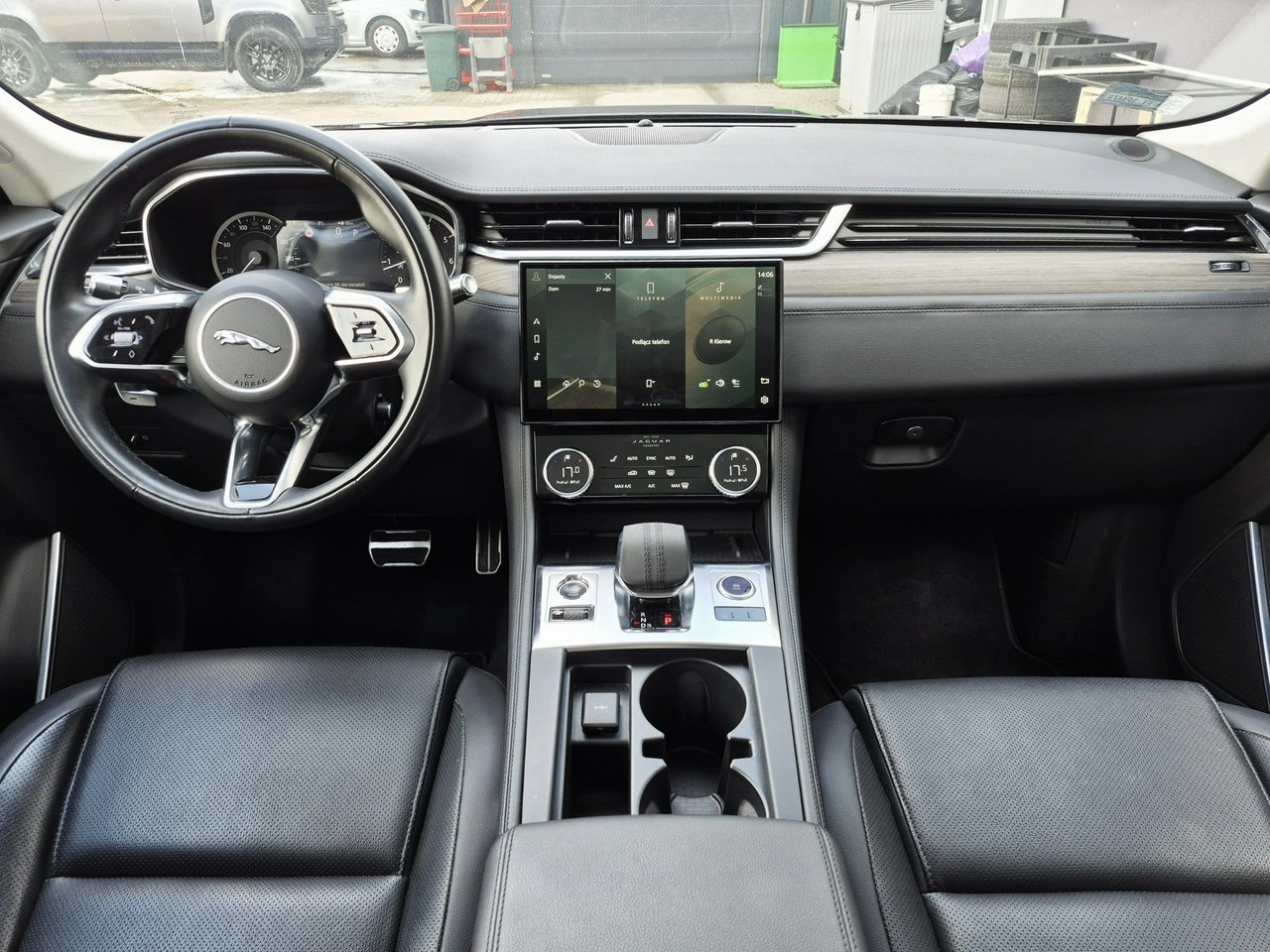 Jaguar F-Pace - Zdjęcie 28