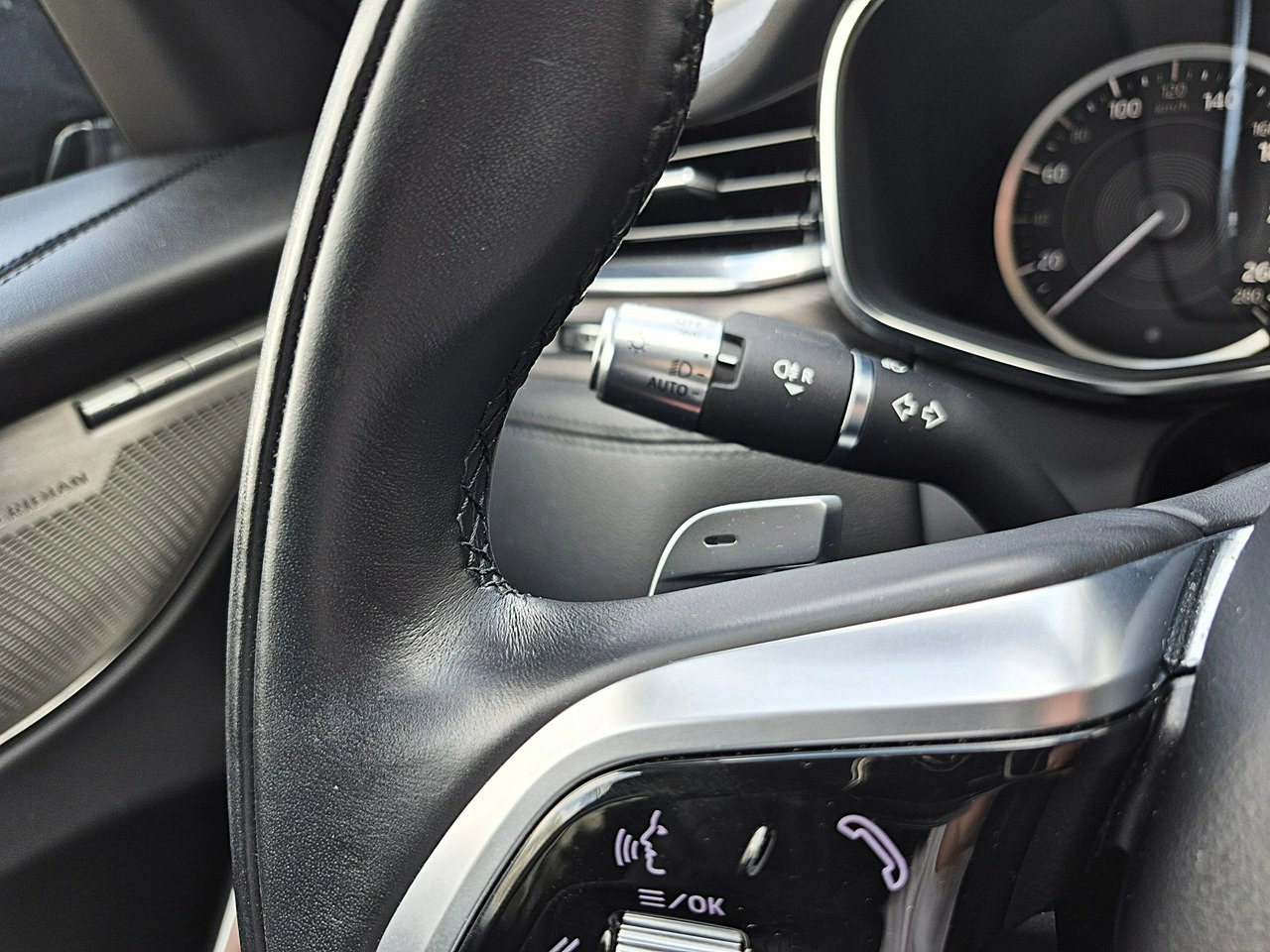 Jaguar F-Pace - Zdjęcie 31