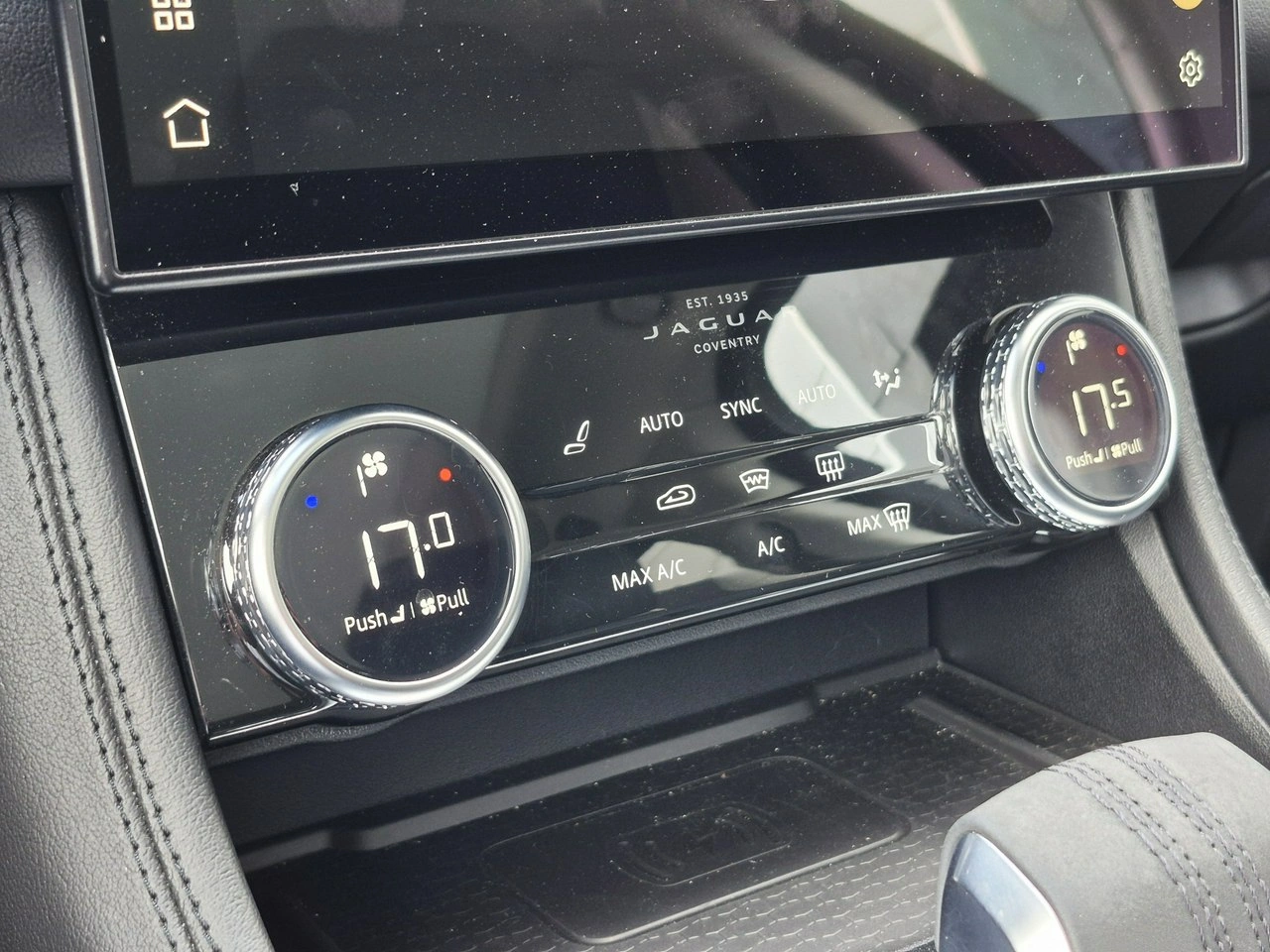 Jaguar F-Pace - Zdjęcie 38