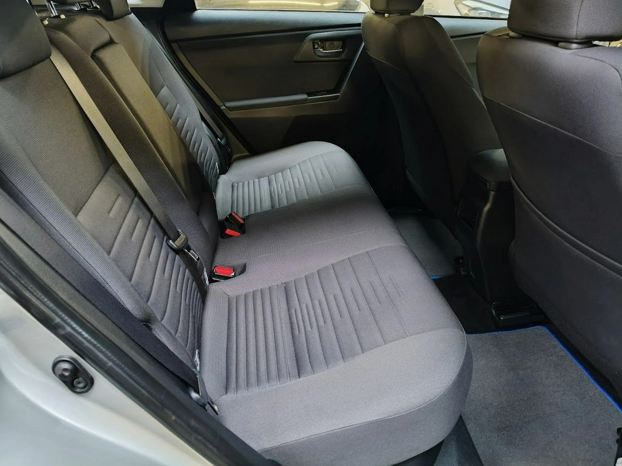 Toyota Auris - Zdjęcie 15