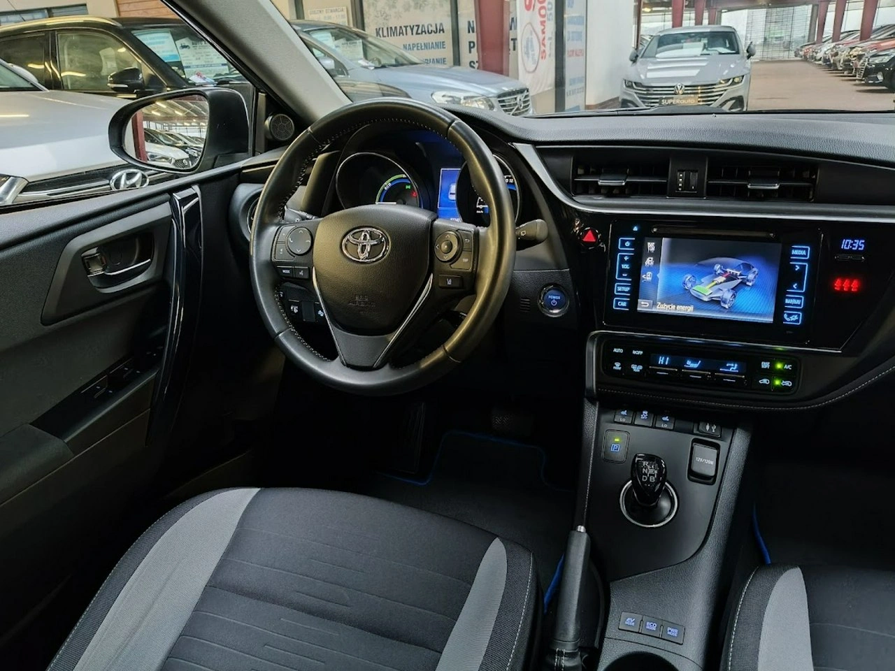 Toyota Auris - Zdjęcie 16