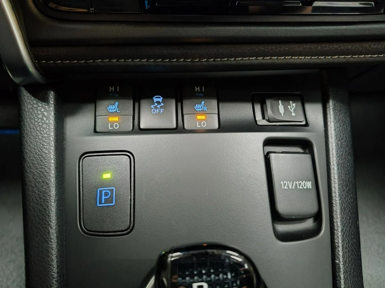 Toyota Auris - Zdjęcie 29