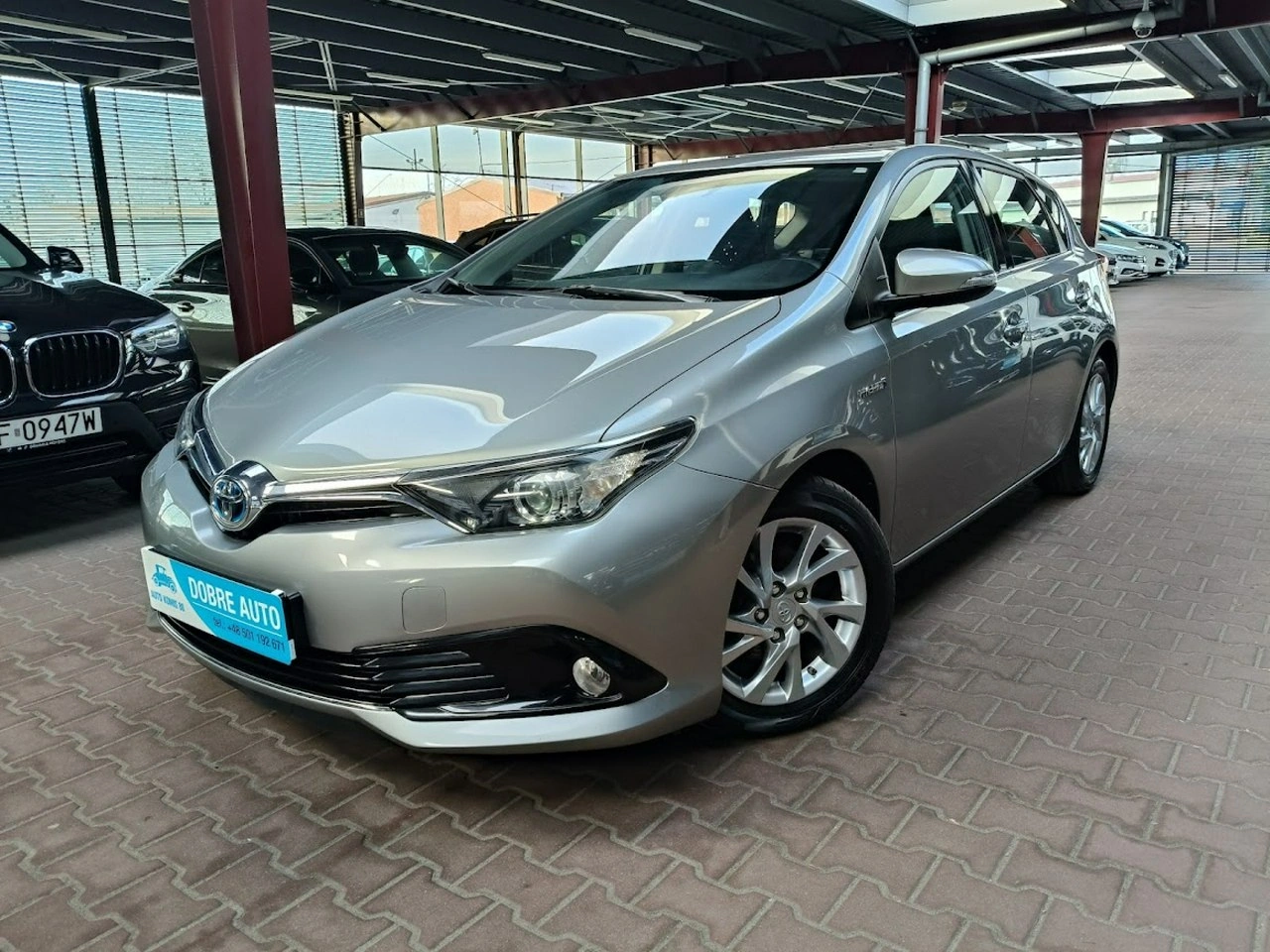 Toyota Auris - Zdjęcie 2