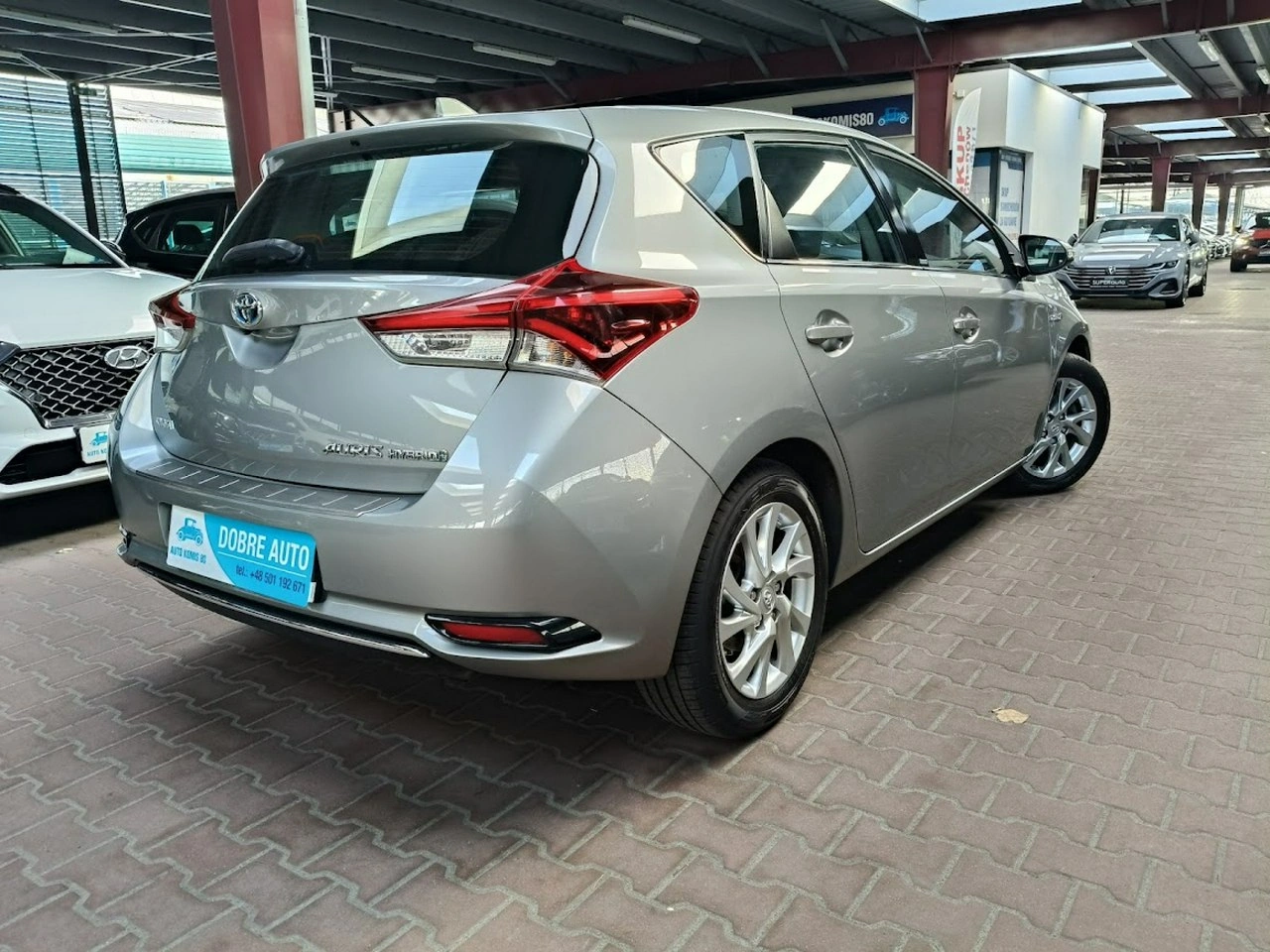 Toyota Auris - Zdjęcie 4