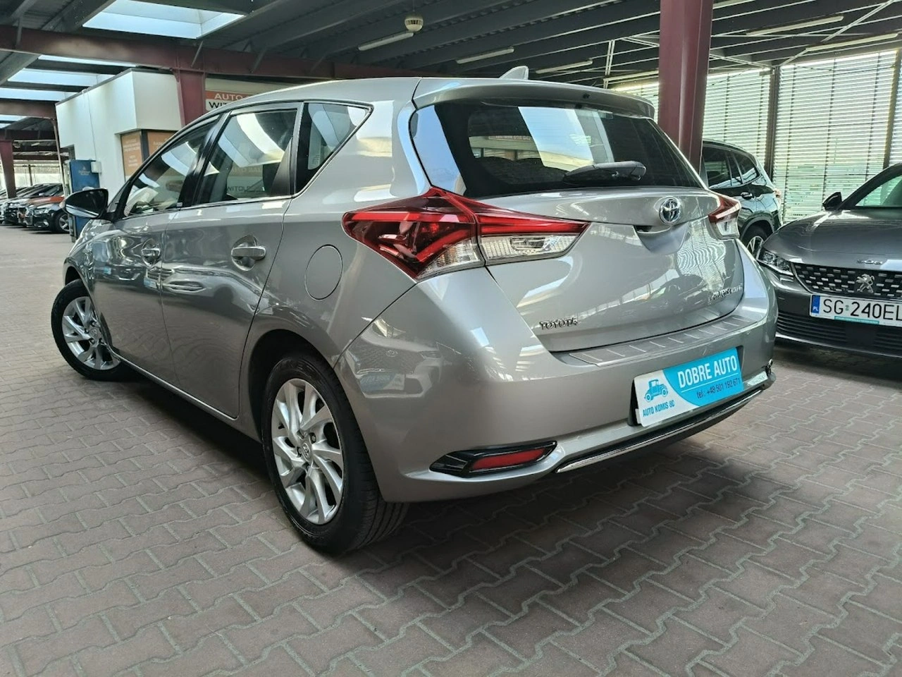 Toyota Auris - Zdjęcie 5