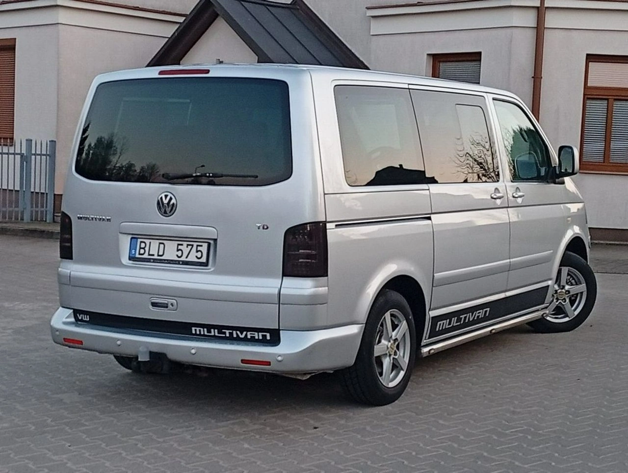 Volkswagen Multivan - Zdjęcie 15