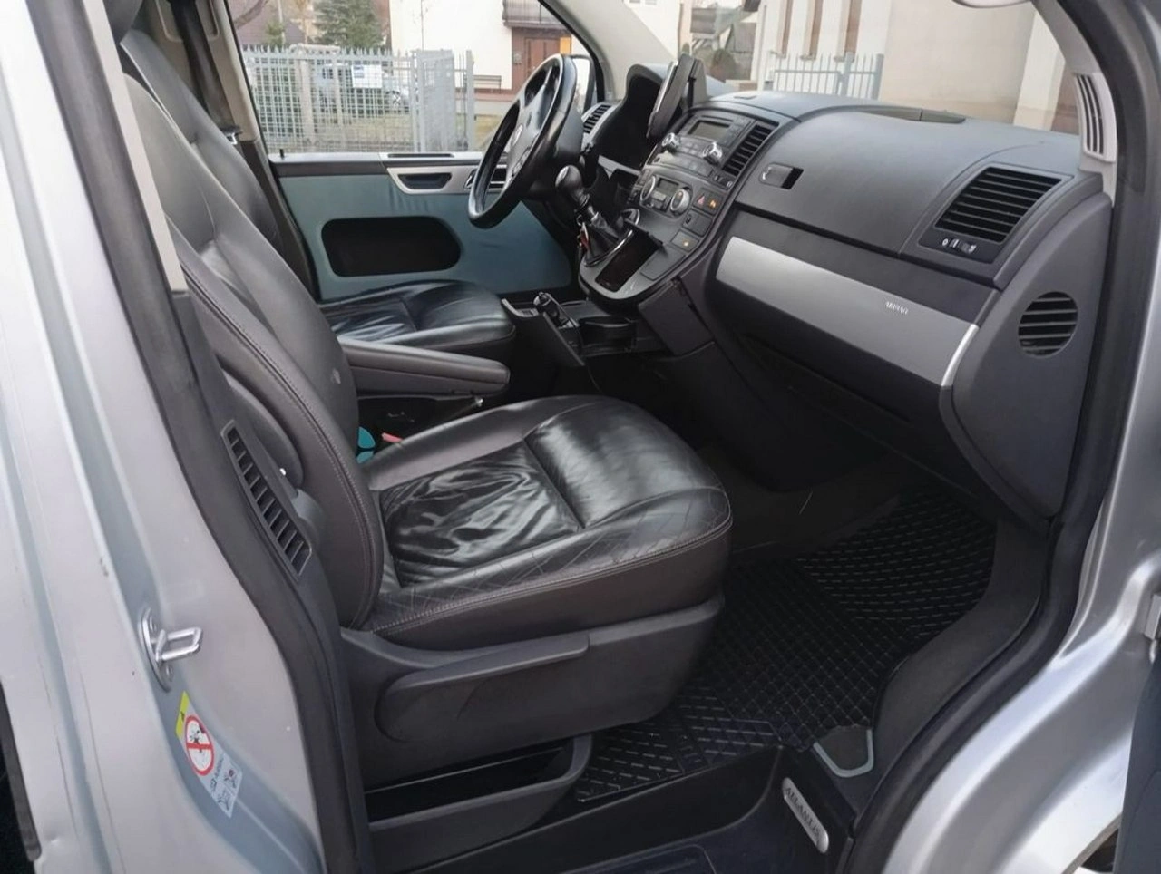 Volkswagen Multivan - Zdjęcie 19