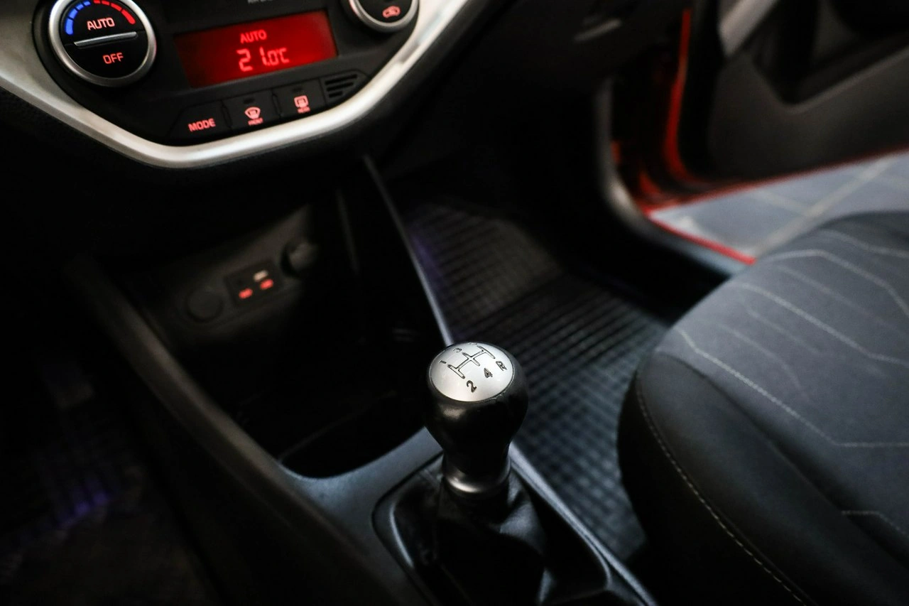 Kia Picanto - Zdjęcie 17