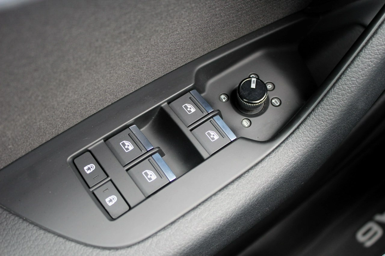 Audi A6 - Zdjęcie 16