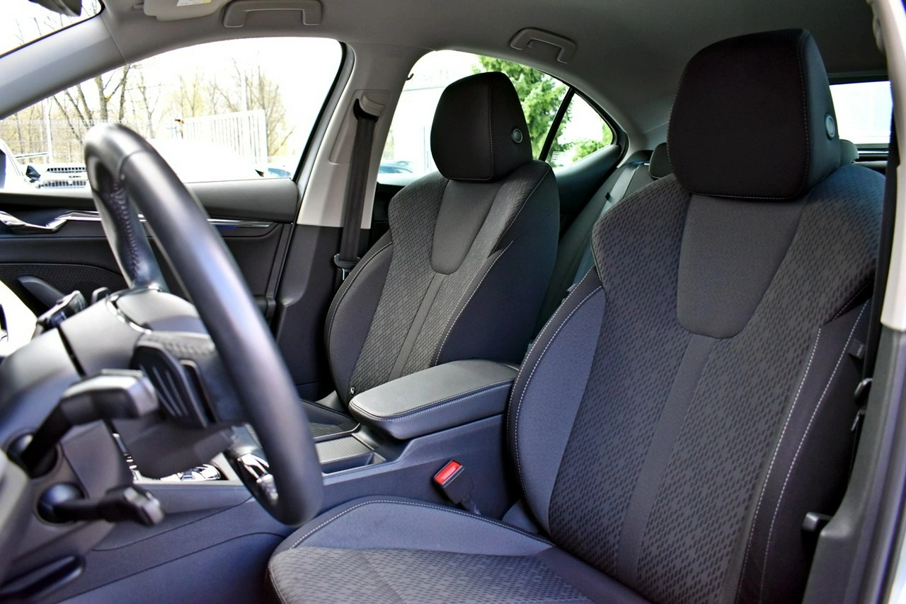 Skoda Octavia - Zdjęcie 9