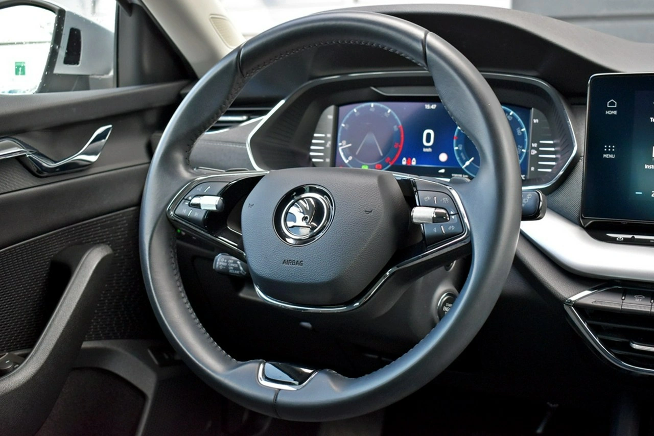 Skoda Octavia - Zdjęcie 17