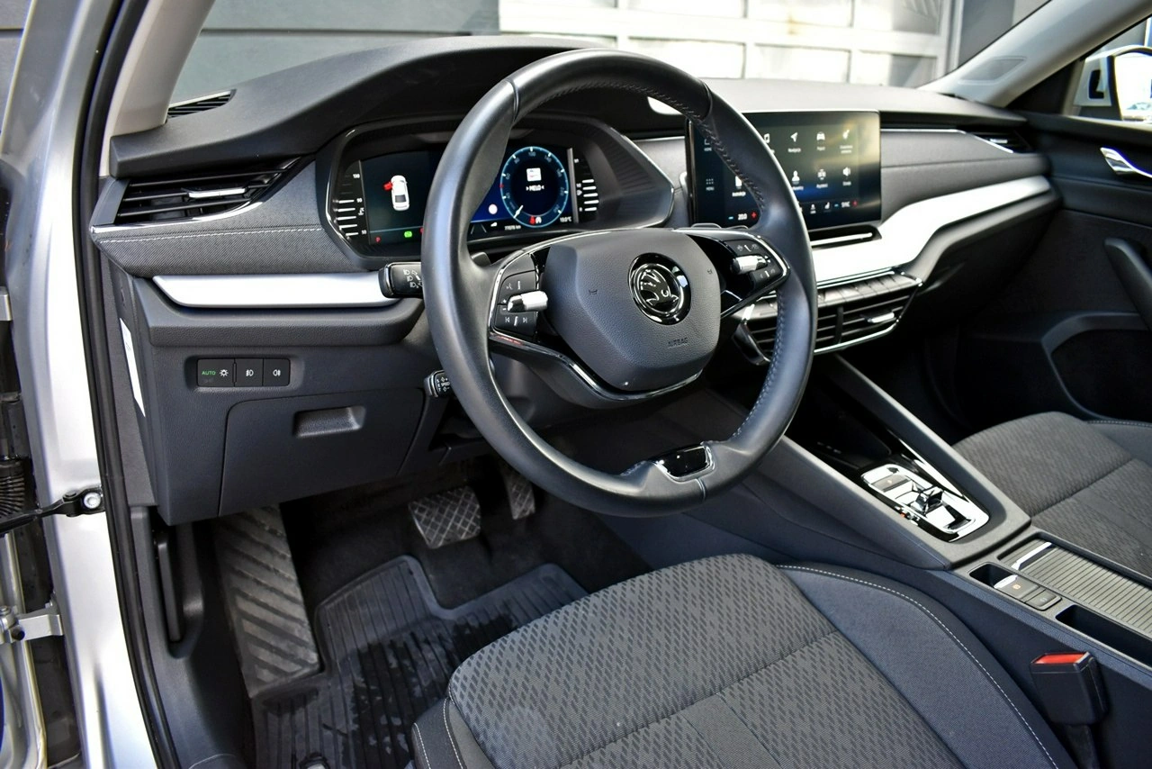 Skoda Octavia - Zdjęcie 8