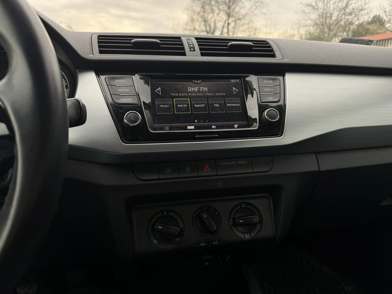 Skoda Fabia - Zdjęcie 10