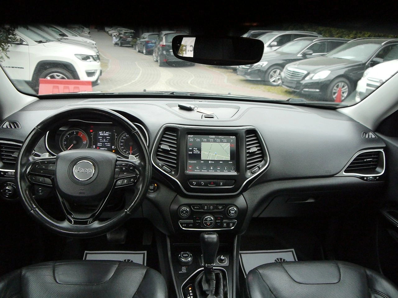 Jeep Cherokee - Zdjęcie 20